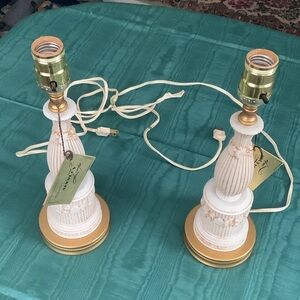 Pair of vintage ceramic Ainsley Dresser/Dressing table lamps